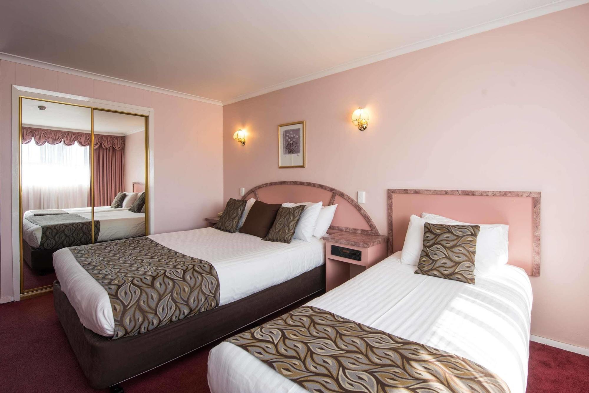 Best Western Balmoral Motor Inn Glenorchy Екстериор снимка